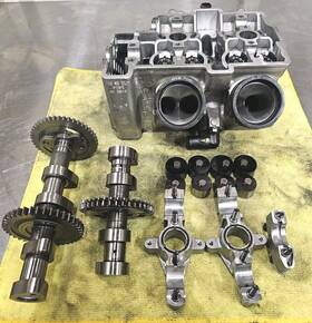 1a0131435 Aprilia 2021 Rsv4 1100 Cylinder Head With Cams For Rear Fits - 2024