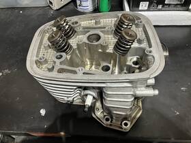 11127670707 Bmw 2004 R1150rt Dual Spark Engine Top End Cylinder Head Left