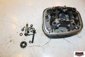1340878 Bmw 1998 R1100rt Engine Top End Cylinder Head 11 12