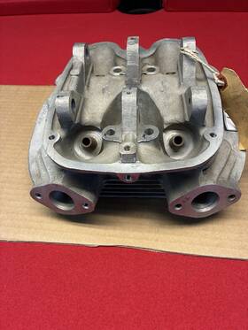 68-0879 Bsa A50 500cc Twin Cylinder Head Dual Port 1 Inch Intake Clean No Broken Fins