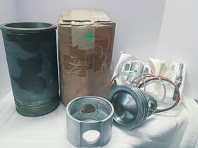 Detroit Diesel R23539738 R23519625 R23532590 12.7 Cylinder Kit 1 No Pin