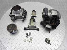 12020415b Ducati 2002 99-02 750ss Front Horizontal Cylinder Head Cover Barrel Jug Piston