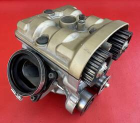 148.2.306.2a Ducati 2008 1098s Oem Horizontal Front Cylinder Head Valve Cover Camshaft 20k