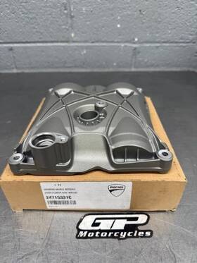 24715331c Ducati Vertical Valve Cover New