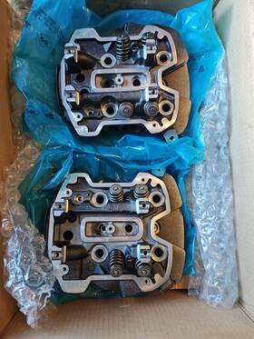 16500748 Harley-davidson Screaming Eagle Milwauke M8 Heads Twin 2017