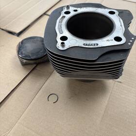 16800116 Harley Davidson Stock Front Milwaukee Eight Cylinder Used