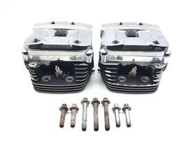 17528-92 Harley-davidson Front Rear Cylinder Head Set 1998 Road King Flhr 3048 X