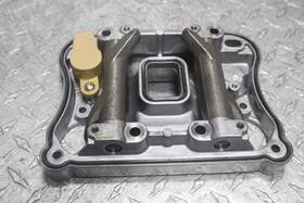 17532-07a Harley-davidson 17532-07 08-12 Sportster 1200 Oem Engine Rocker Box Inner Polish