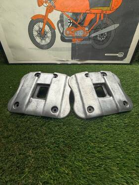 17556-86 Harley-davidson 17555-86 1987 Sportster Xl 883 1200 1100 Rocker Box Covers #2