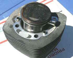 Fxs-103 Harley-davidson 2013-2014 Softail Slim Fxs 103 Oem Cylinder With Pison #415