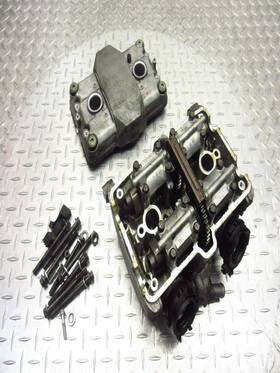 12311-mz5-a00 Honda 12010-mz5-315 1997 94-00 Magna 750 Vf750 Oem Front Cylinder Head Valve Cover Lot