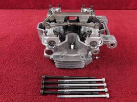 12020-mn0-680 Honda Rear Engine Cylinder Head With Cams 87-88 Super Magna 700/750 Vf750c Vf700c Back