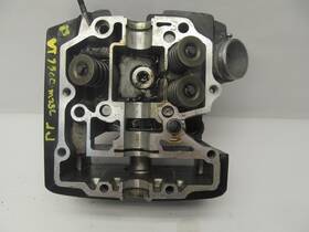 Honda 12110-me9-000 1983 Vt750 Vt 750 C Shadow Rear Cylinder Head