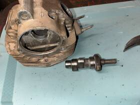 12200-107-700 Honda Sl-100 Cb-100 Cl-100 Oem Cylinder Head