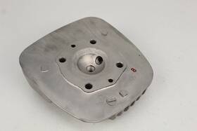 12200-361-670 Honda 1975 1976 Mt125 Oem Cylinder Head Mt 125 75/1b
