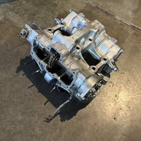 12200292060 Honda Cb450 Cylinder Head For Parts 2 In Stock Used