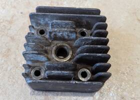 12201-gn2-870 Honda 1987 Elite Se50 Cylinder Head Or 1986 Nb50 Aero Oem