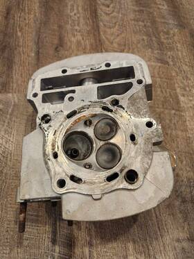 12210-mk7-671 Honda 1987 Shadow Vt700c Front Cylinder Head Assembly