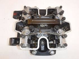 12220-mb4-010 Honda 83-86 V65 Magna Engine Top End Cylinder Head Rear No Cam