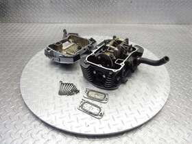 12220-mch-700 Honda 2005 04-08 Vtx1800 R3 Rear Cylinder Head Engine Motor Top End Valve Cover