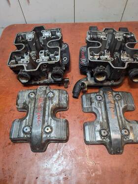 12220mb3770 Honda 1984-1985 Vf1100 C V65 Front Rear Cylinder Head Camshaft Cam Valve