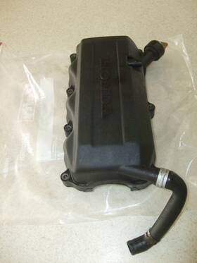 12310-zv5-020 Honda 2002 Oem Bf50a Cylinder Head Cover Oil Cap And Hose