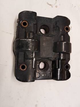 12311-ml7-690 Honda Interceptor Vfr700f Vfr750f Front Cylinder Head Cover Fits 1986-1987