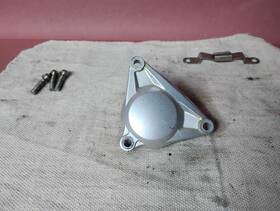 Honda 12341-kyy-900 2014 Crf125f Left Side Cylinder Head Cover With Tank Shroud Stay Oem Used