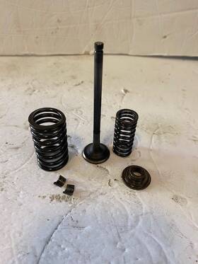 14721-mj0-000 Honda 14721-mj0-000. 14721-mj0-010 Cb 700 Sc Nighthawk Exhaust Valve And Spring Assembly Cb700sc 1984-85-86