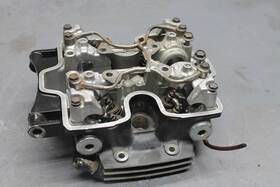 22860-mf2-003 Honda 84-86 Interceptor 500 Oem Engine Top End Cylinder Head