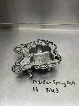 5632811 Indian Chief Dark Horse Chieftain Oem Rear Cylinder Head Rocker Cover
