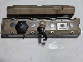 R543881 John Deere 543811 Rocker Arm Cover