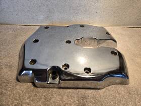 0029-f Kawasaki 2005 Vulcan Vn2000 Front Cylinder Head Case Holder Cover Chrome 04-07