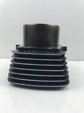 11005-0019 Kawasaki 2004-2008 Vulcan Engine Front Oem199422