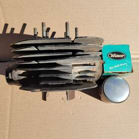 11005-121-21 Kawasaki Kx250 1974 Only Cylinder 70.0mm .5mm Over Bore Bent And Broken Fins