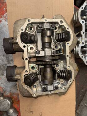 110081043 Kawasaki 80-84 Kz-440 Cylinder Head Rockers And Cam