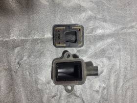 11012-1435 Kawasaki 12021-1026 1985 En 450 454 Ltd Reed Valve Assembly And Cap