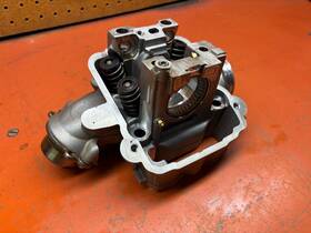 79536030110 Ktm Cylinder Head With Valves 2021 450 500 Xcf-w Exc-f Fe501 Fe450 2020-2023