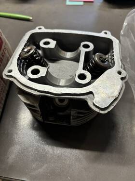 Kymco Ka40aa Nos 200i Cylinder Head With Valves