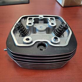 1a0177255 Moto Guzzi V85 Left Head Assembly With Valve 19-24 V85tt New Take Off