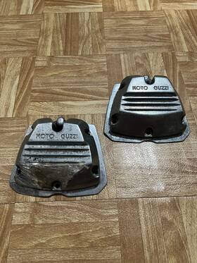 886830 Moto Guzzi 2012 V7 Racer Us / Cylinder Head Covers