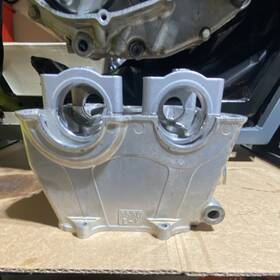 Suzuki 104x12a0042 2005 Rmz450 Cylinder Head Need Minor Repair Completely Stripped