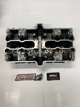 11100-31306 Suzuki 1983 Gs750 Cylinder Head Set