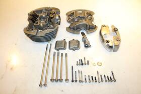 11101-39g50 Suzuki 2013 Boulevard M50 Vz800 Front Engine Top End Cylinder Head