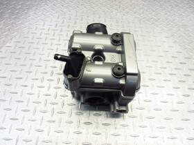 11172-17g00 Suzuki 11103-17g10 2005 05-09 Sv650 Sv650s Oem Rear Cylinder Head Valve Cover Engine Top