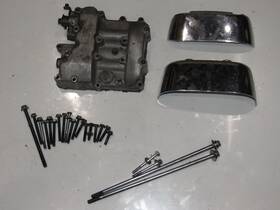 11103-38b02 Suzuki 2000 Intruder Vs1400 Rear Cylinder Head Cover Assembly