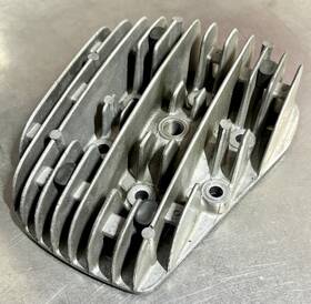 11111-16402 Suzuki 250 Ts Savagae Ts250 Cylinder Head 1970 Sb139