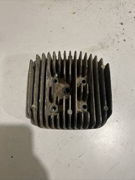 11111-20300 Suzuki 1981 Rm80 Engine Motor Cylinder Head