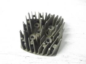 Suzuki 11111-28401 1971-1975 Ts Tc 125 Cylinder Head
