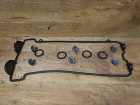 11173-33e00 Suzuki 1997 - 2000 Gsxr 600 Oem Cylinder Head Gasket W Bolts